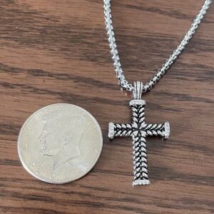 David Yurman Sterling Cable Cross Pendant Necklace - Silver